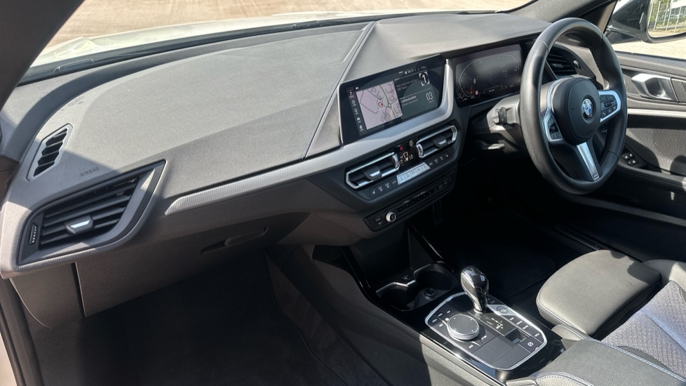 BMW 2 Series 220i M Sport 4dr Step Auto Petrol Saloon - Image 7
