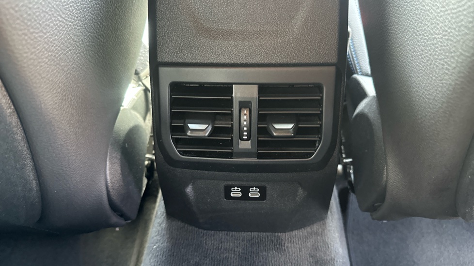 BMW 2 Series 220i M Sport 4dr Step Auto Petrol Saloon - Image 29