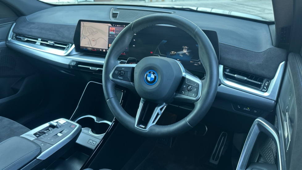 BMW iX2 230kW xDrive30 M Sport 65kWh 5dr Auto [Tech+] Electric Hatchback - Image 6