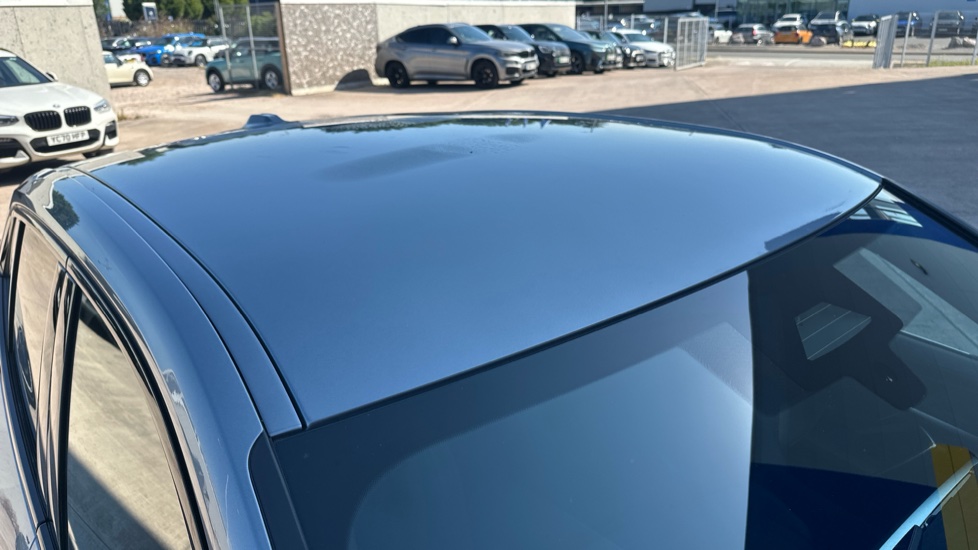 BMW iX2 230kW xDrive30 M Sport 65kWh 5dr Auto [Tech+] Electric Hatchback - Image 21
