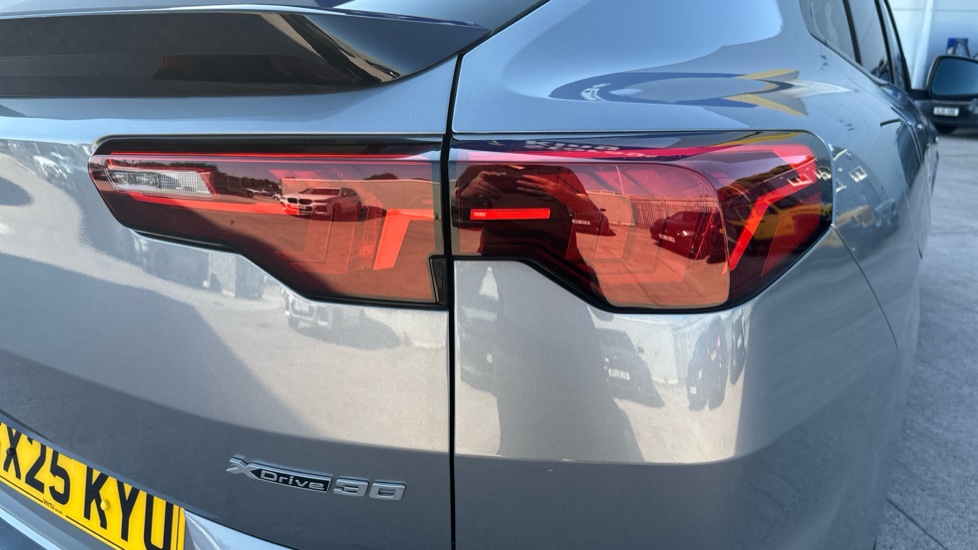 BMW iX2 230kW xDrive30 M Sport 65kWh 5dr Auto [Tech+] Electric Hatchback - Image 22