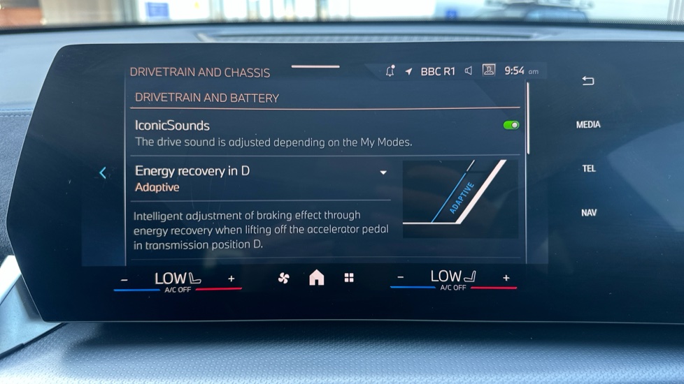 BMW iX2 230kW xDrive30 M Sport 65kWh 5dr Auto [Tech+] Electric Hatchback - Image 42