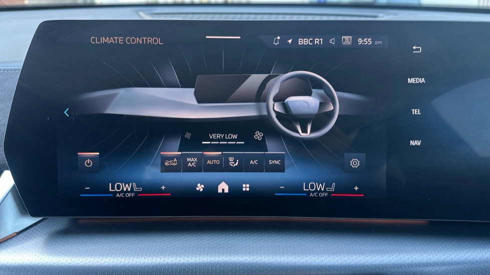 BMW iX2 230kW xDrive30 M Sport 65kWh 5dr Auto [Tech+] Electric Hatchback - Image 50