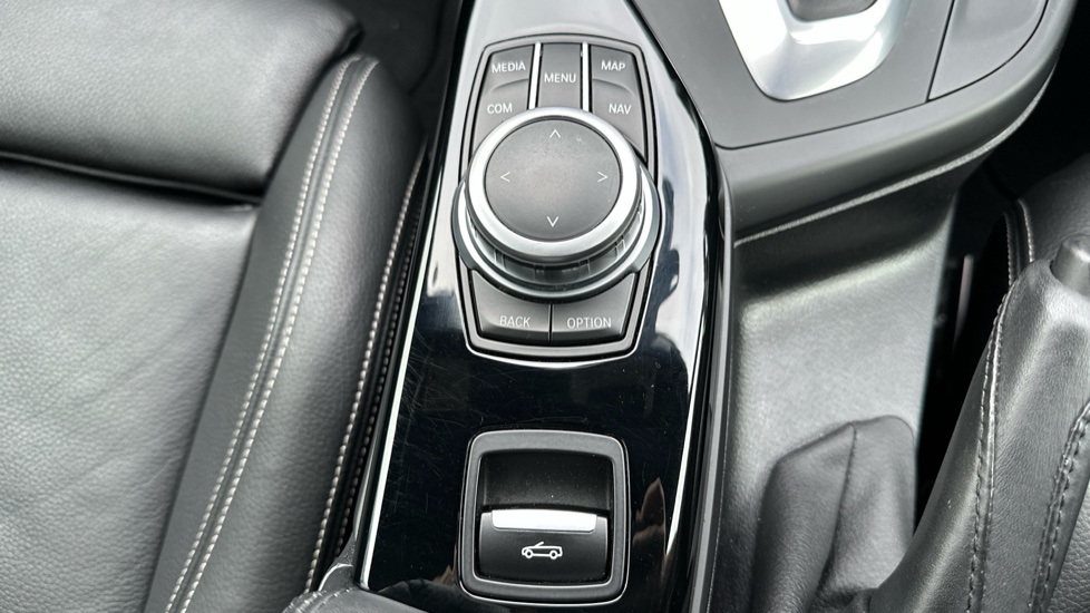 BMW 2 Series M240i 2dr [Nav] Step Auto Petrol Convertible - Image 33