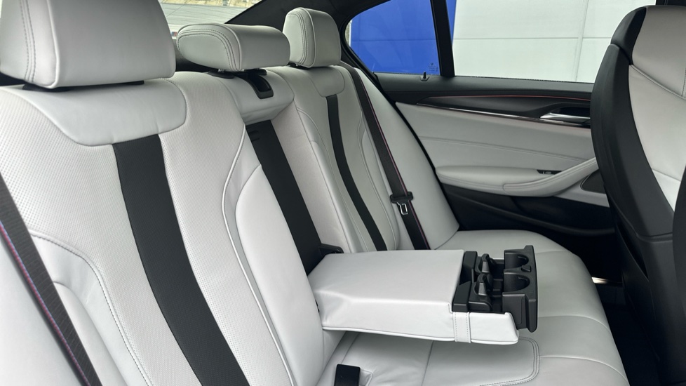BMW M5 Competition 4dr DCT Petrol Saloon - Image 32