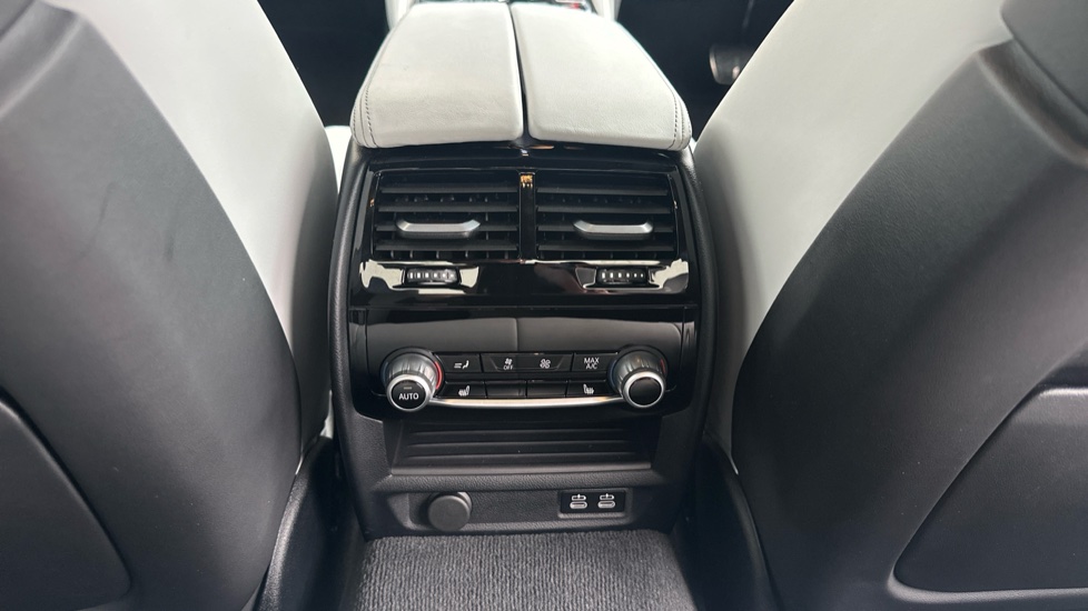 BMW M5 Competition 4dr DCT Petrol Saloon - Image 34
