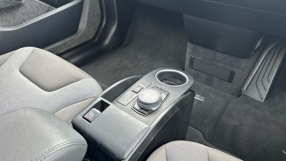 BMW i3 135kW S 42kWh 5dr Auto Electric Hatchback - Image 10