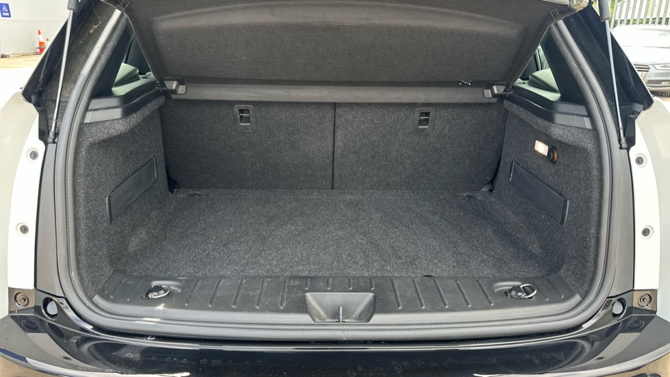 BMW i3 135kW S 42kWh 5dr Auto Electric Hatchback - Image 13
