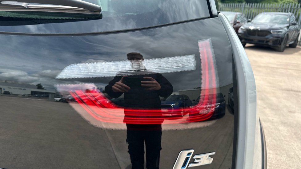 BMW i3 135kW S 42kWh 5dr Auto Electric Hatchback - Image 22