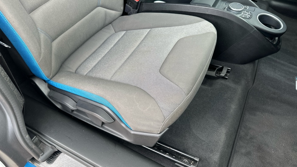 BMW i3 135kW S 42kWh 5dr Auto Electric Hatchback - Image 29