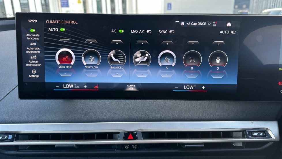 BMW iX 240kW xDrive40 M Sport Edition 76.6kWh 5dr Auto Electric Estate - Image 53