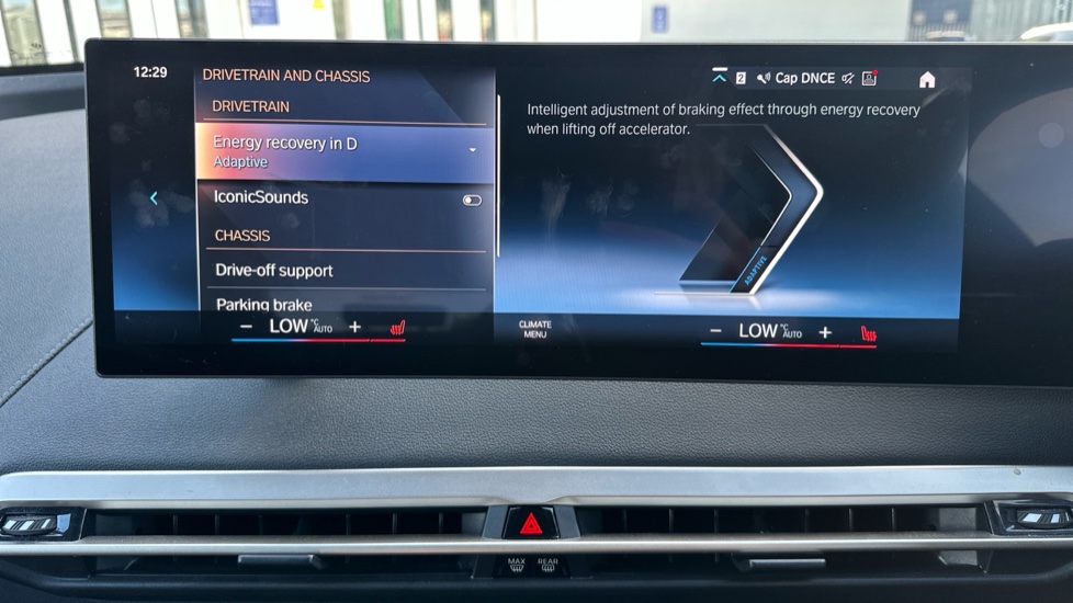 BMW iX 240kW xDrive40 M Sport Edition 76.6kWh 5dr Auto Electric Estate - Image 57