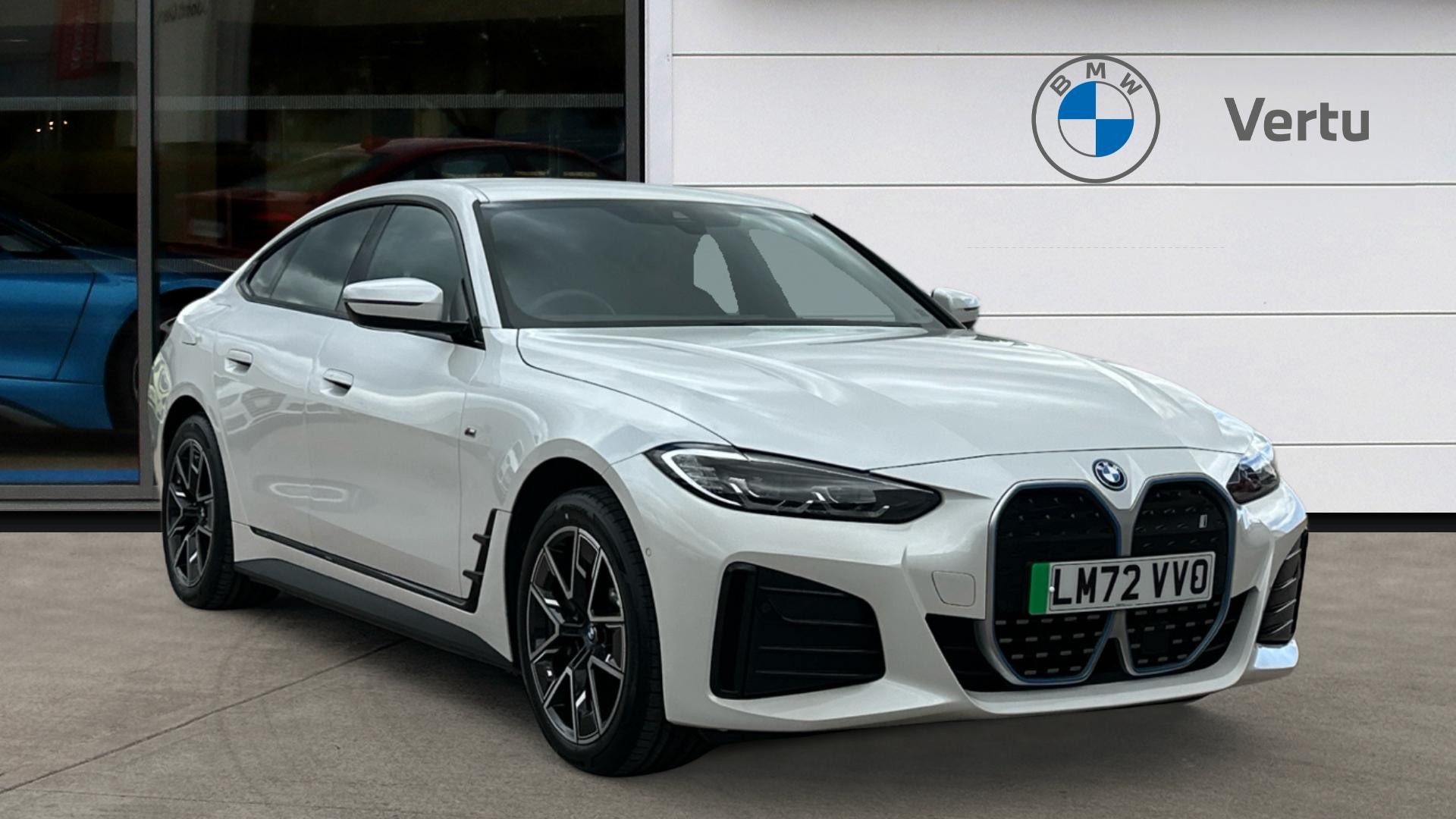 BMW i4 listing photo
