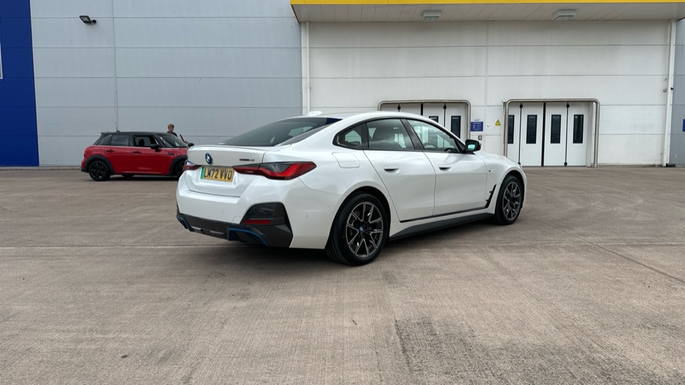 BMW i4 250kW eDrive40 M Sport 83.9kWh 5dr Auto Electric Hatchback - Image 25