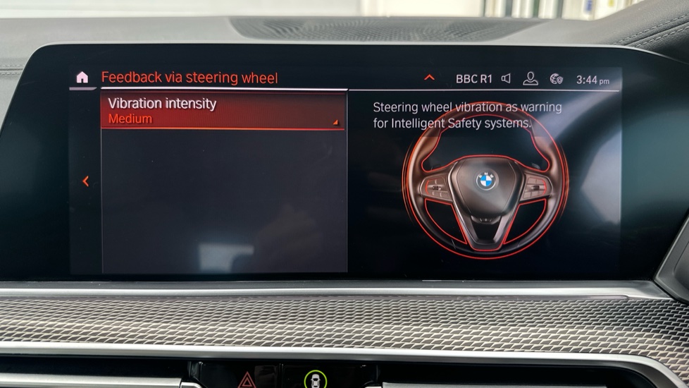 BMW X5 xDrive40i M Sport 5dr Auto Petrol Estate - Image 46