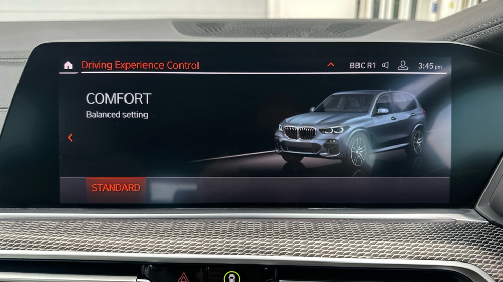 BMW X5 xDrive40i M Sport 5dr Auto Petrol Estate - Image 51