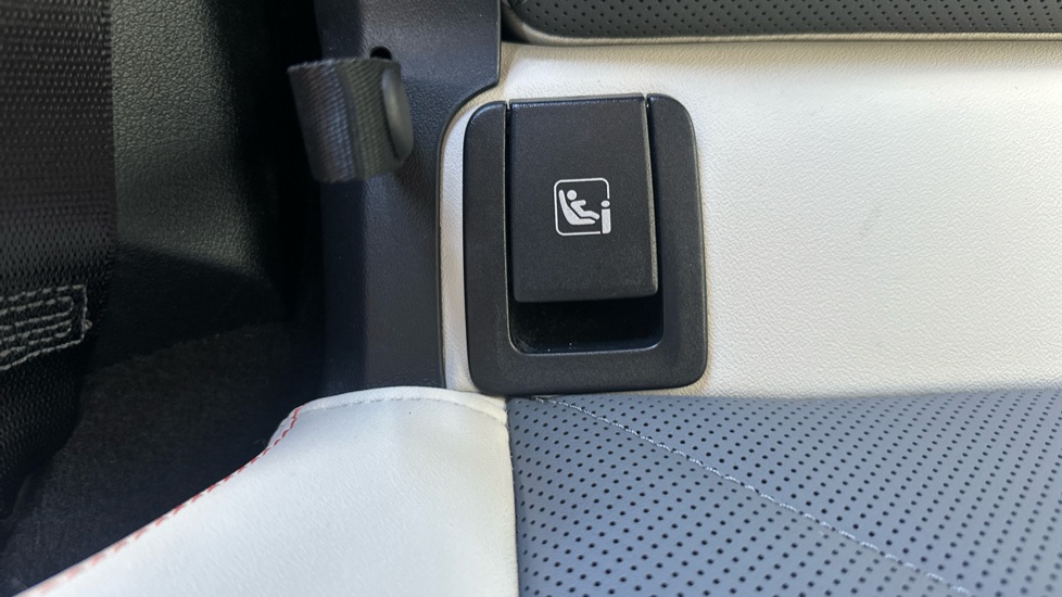 BMW X2 M35i xDrive 5dr Step Auto Petrol Hatchback - Image 28