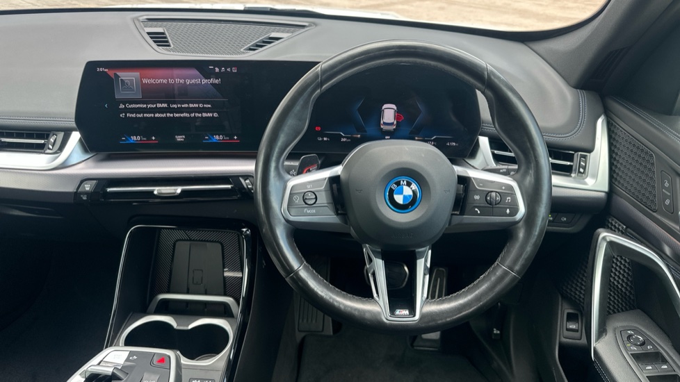 BMW iX1 230kW xDrive30 M Sport 65kWh 5dr Auto Electric Estate - Image 5