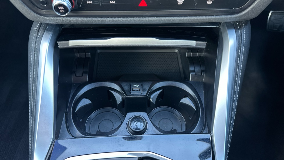 BMW 4 Series 420i M Sport 2dr Step Auto Petrol Convertible - Image 32