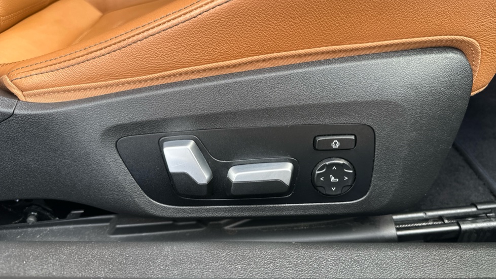 BMW 2 Series M240i xDrive 2dr Step Auto Petrol Coupe - Image 32