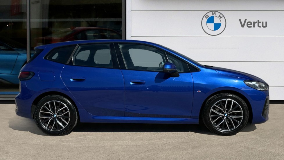 BMW 2 Series 220i MHT M Sport 5dr DCT Petrol Hatchback - Image 3