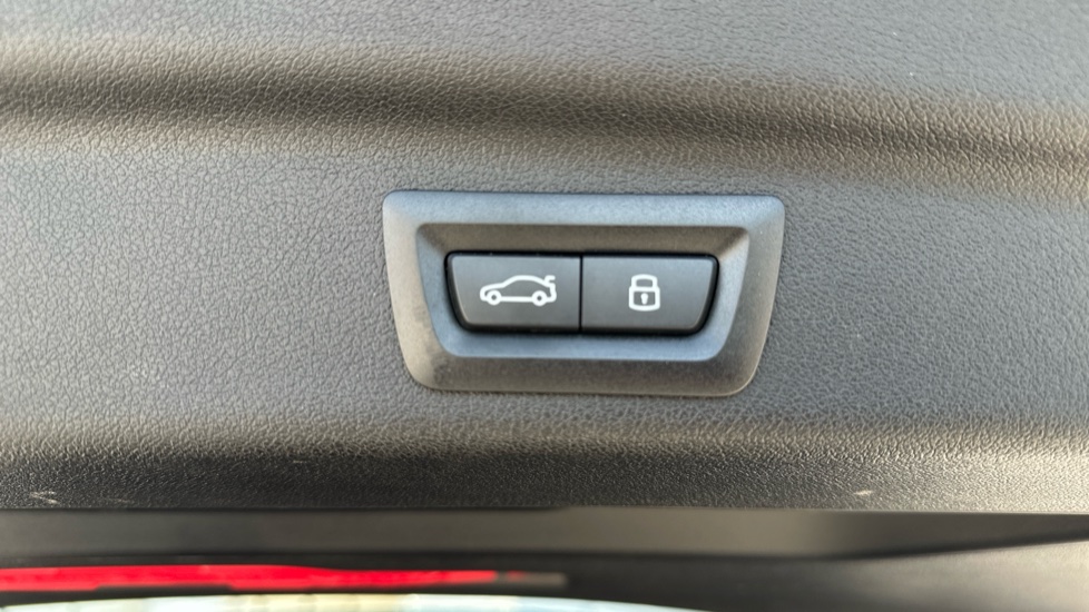 BMW 2 Series 220i MHT M Sport 5dr DCT Petrol Hatchback - Image 26