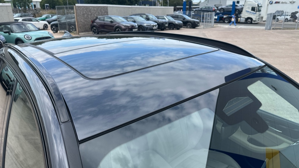 BMW iX3 210kW M Sport 80kWh 5dr Auto Electric Estate - Image 21