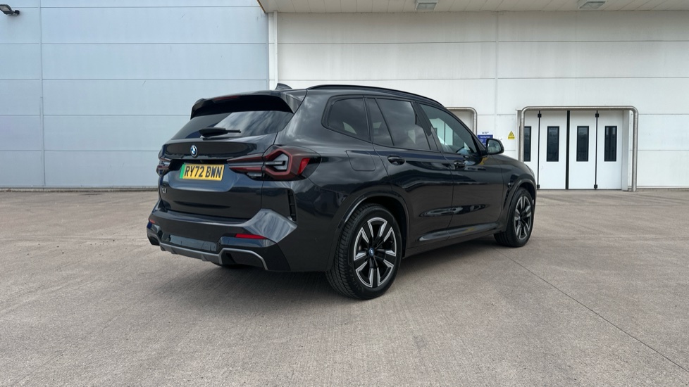 BMW iX3 210kW M Sport 80kWh 5dr Auto Electric Estate - Image 25