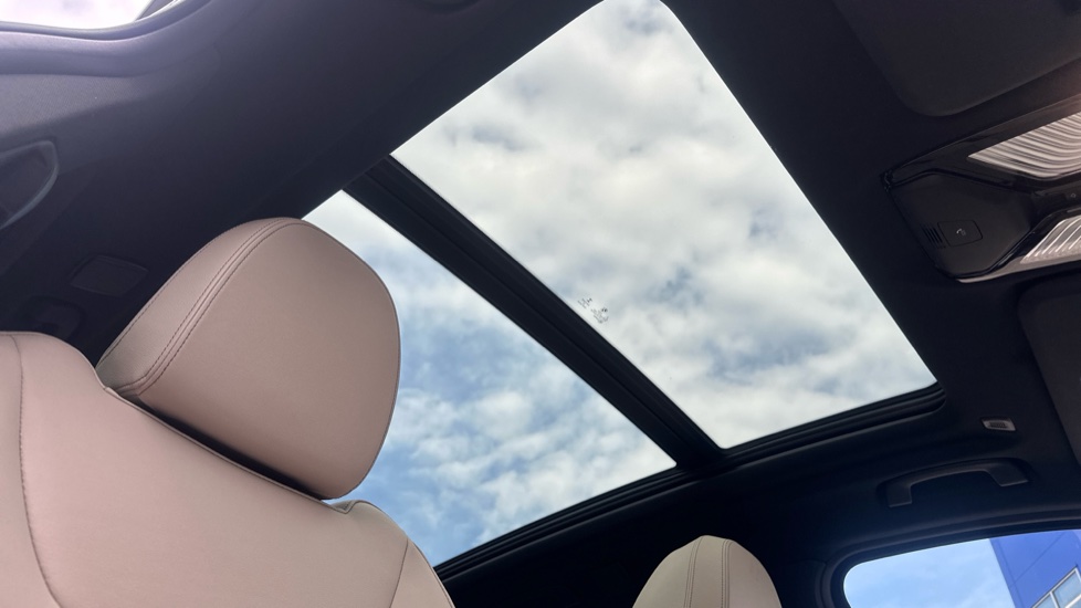 BMW iX3 210kW M Sport 80kWh 5dr Auto Electric Estate - Image 27