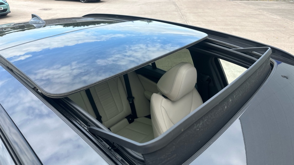 BMW iX3 210kW M Sport 80kWh 5dr Auto Electric Estate - Image 29