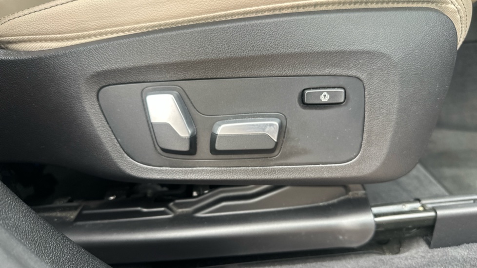 BMW iX3 210kW M Sport 80kWh 5dr Auto Electric Estate - Image 37