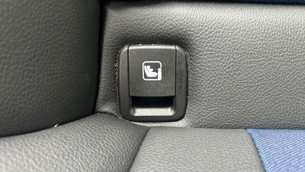 BMW 1 Series 118i M Sport 5dr Step Auto Petrol Hatchback - Image 26