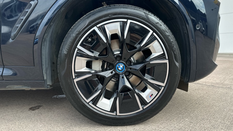 BMW iX3 210kW M Sport Pro 80kWh 5dr Auto Electric Estate - Image 14