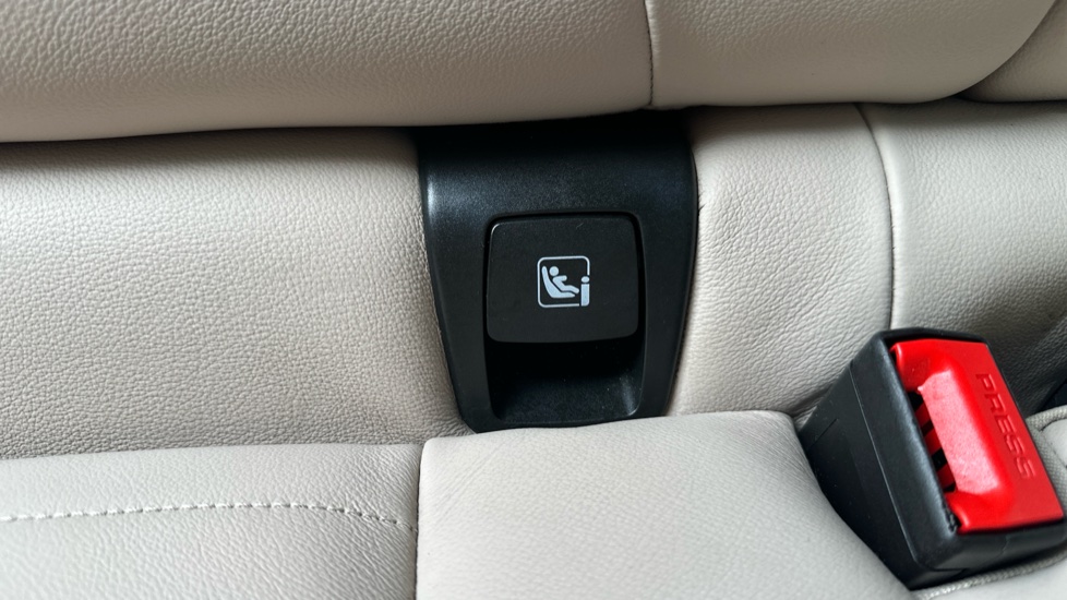 BMW iX3 210kW M Sport Pro 80kWh 5dr Auto Electric Estate - Image 32