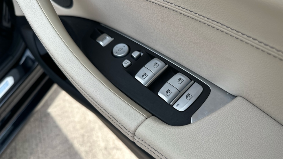 BMW iX3 210kW M Sport Pro 80kWh 5dr Auto Electric Estate - Image 35