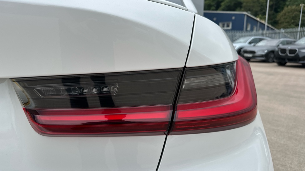 BMW 3 Series 320i M Sport 4dr Step Auto [Pro Pack] Petrol Saloon - Image 22