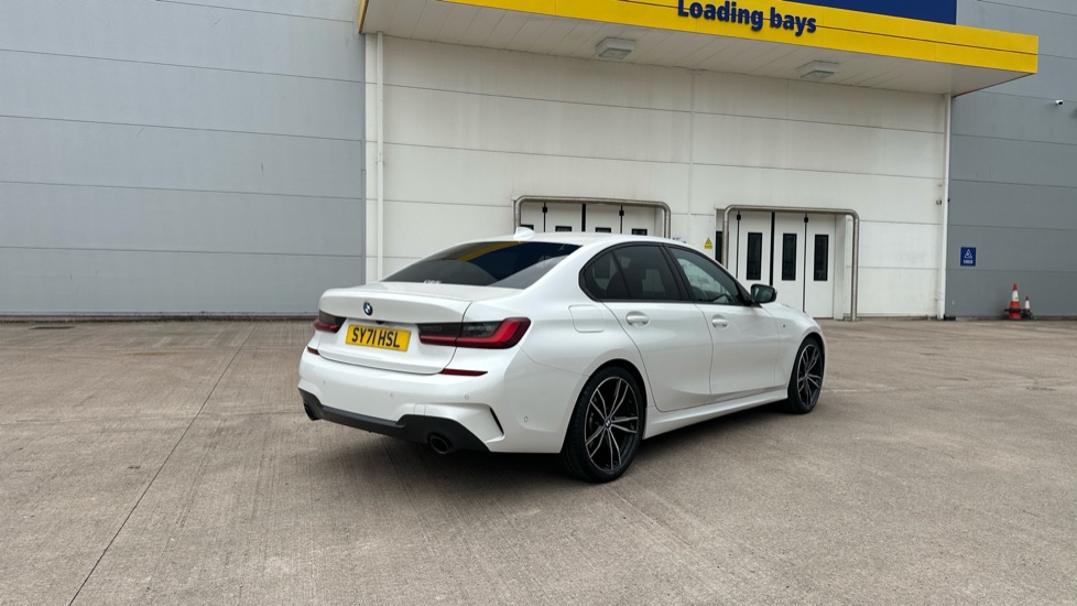 BMW 3 Series 320i M Sport 4dr Step Auto [Pro Pack] Petrol Saloon - Image 24