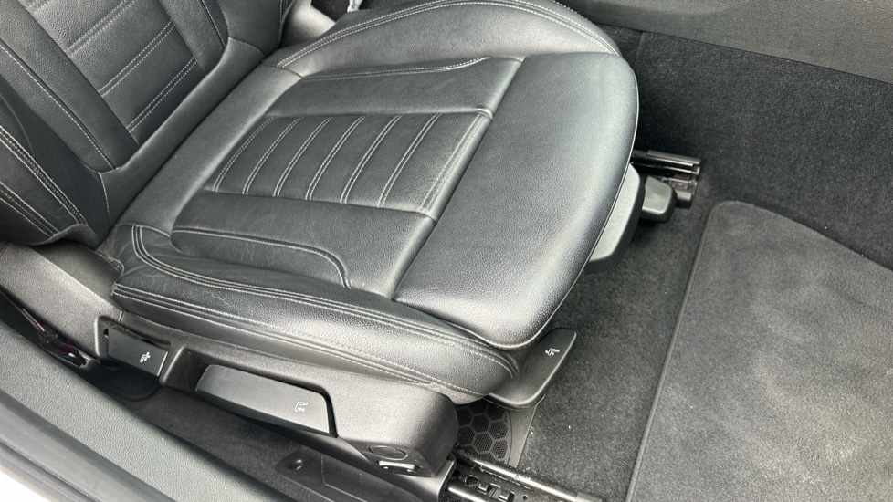 BMW 3 Series 320i M Sport 4dr Step Auto [Pro Pack] Petrol Saloon - Image 30