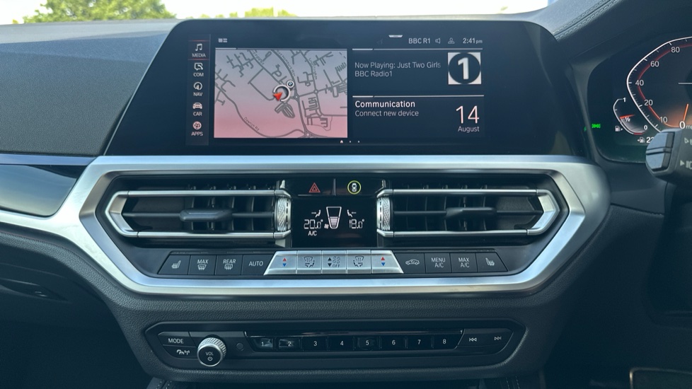 BMW 4 Series 420i M Sport Pro Edition 2dr Step Auto Petrol Convertible - Image 8