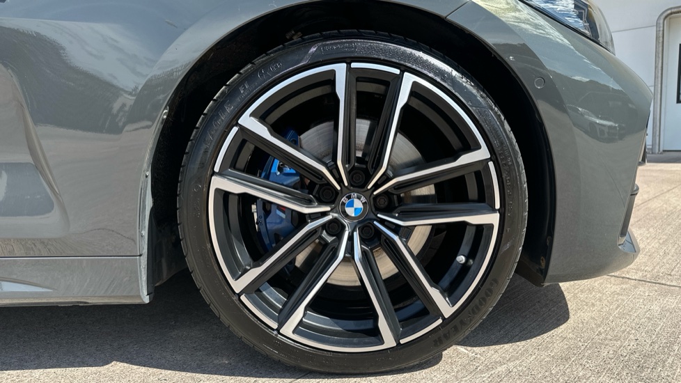 BMW 4 Series 420i M Sport Pro Edition 2dr Step Auto Petrol Convertible - Image 14