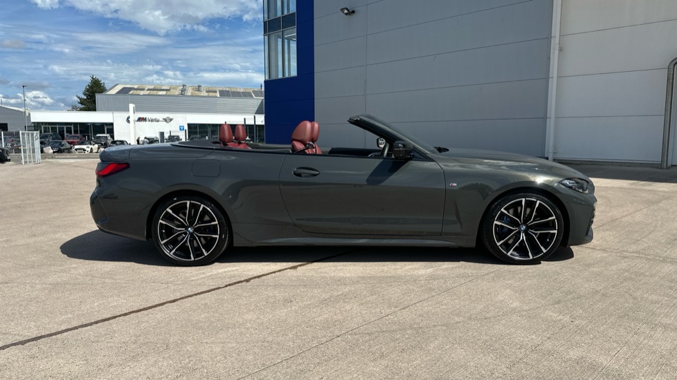 BMW 4 Series 420i M Sport Pro Edition 2dr Step Auto Petrol Convertible - Image 25