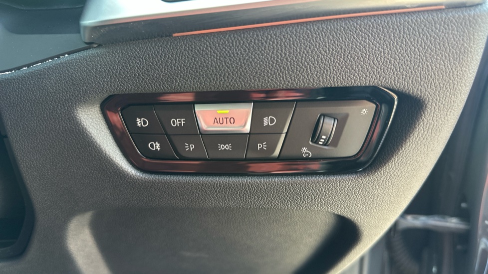 BMW 4 Series 420i M Sport Pro Edition 2dr Step Auto Petrol Convertible - Image 31