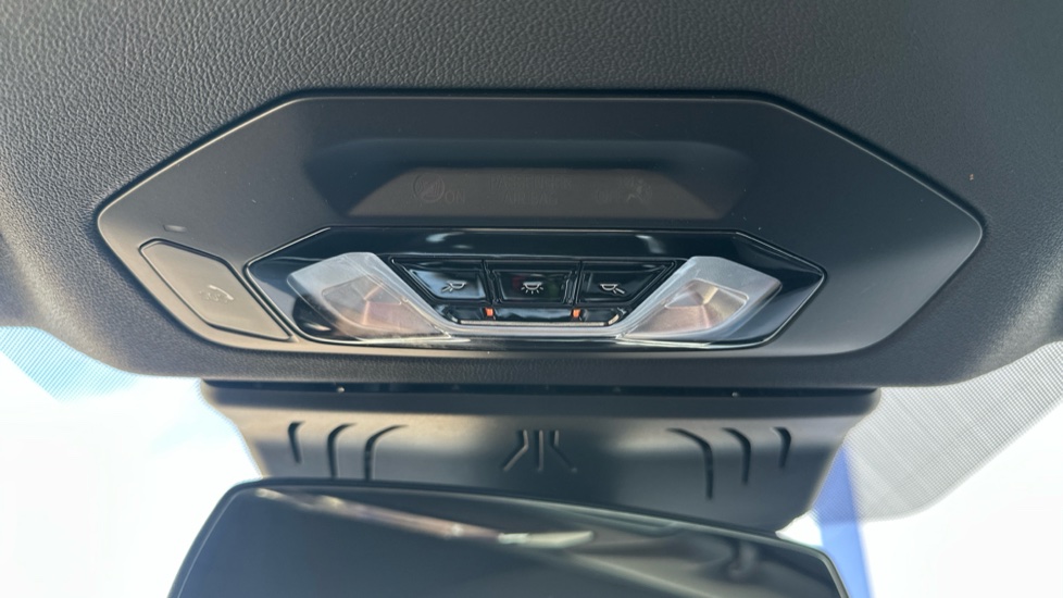 BMW 4 Series 420i M Sport Pro Edition 2dr Step Auto Petrol Convertible - Image 35