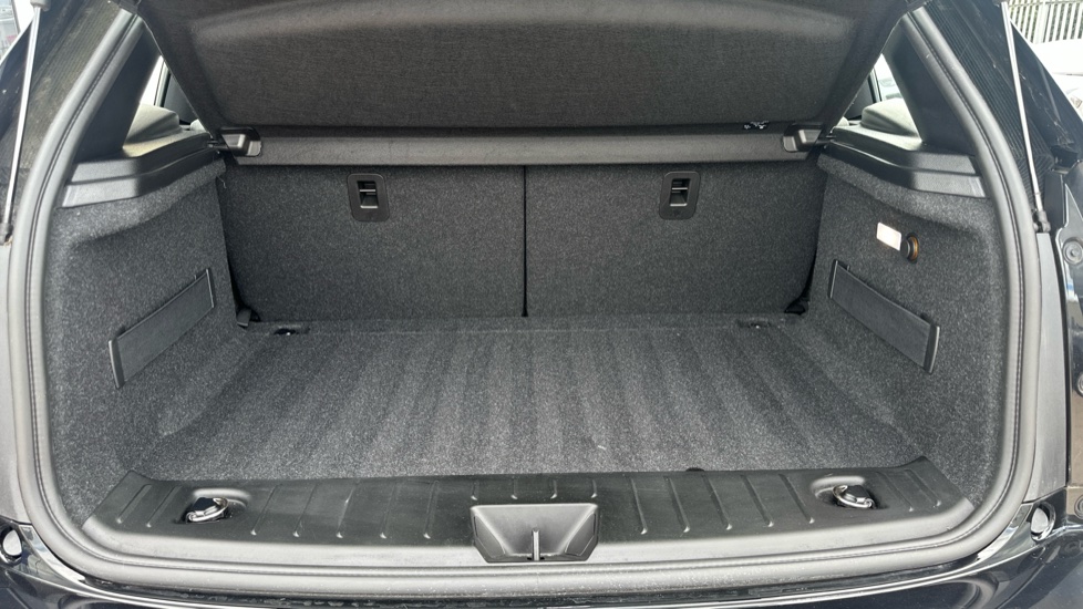 BMW i3 125kW 42kWh 5dr Auto Electric Hatchback - Image 13