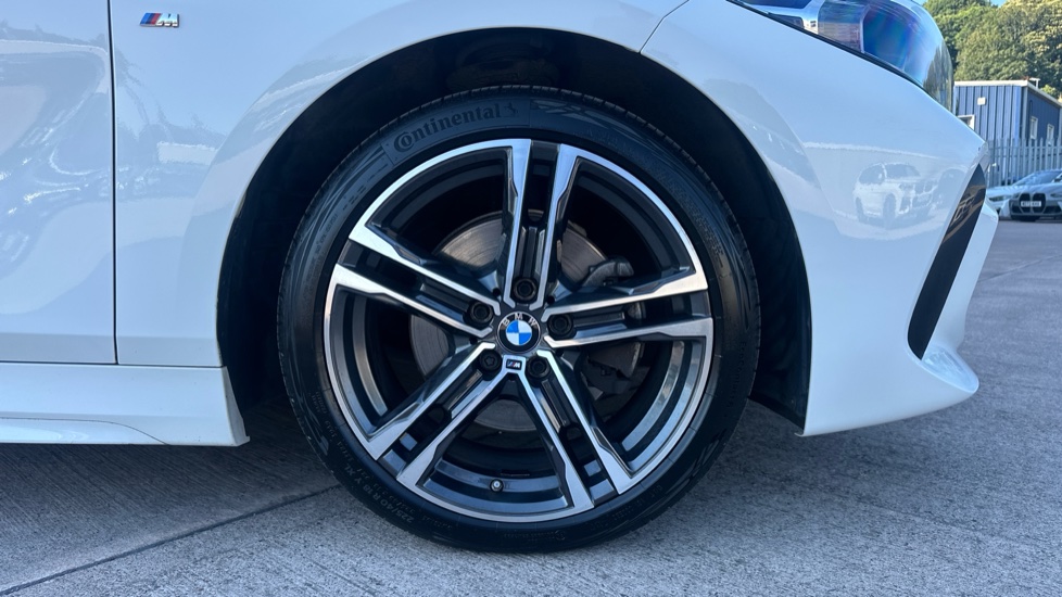 BMW 1 Series 118i M Sport 5dr Step Auto Petrol Hatchback - Image 14