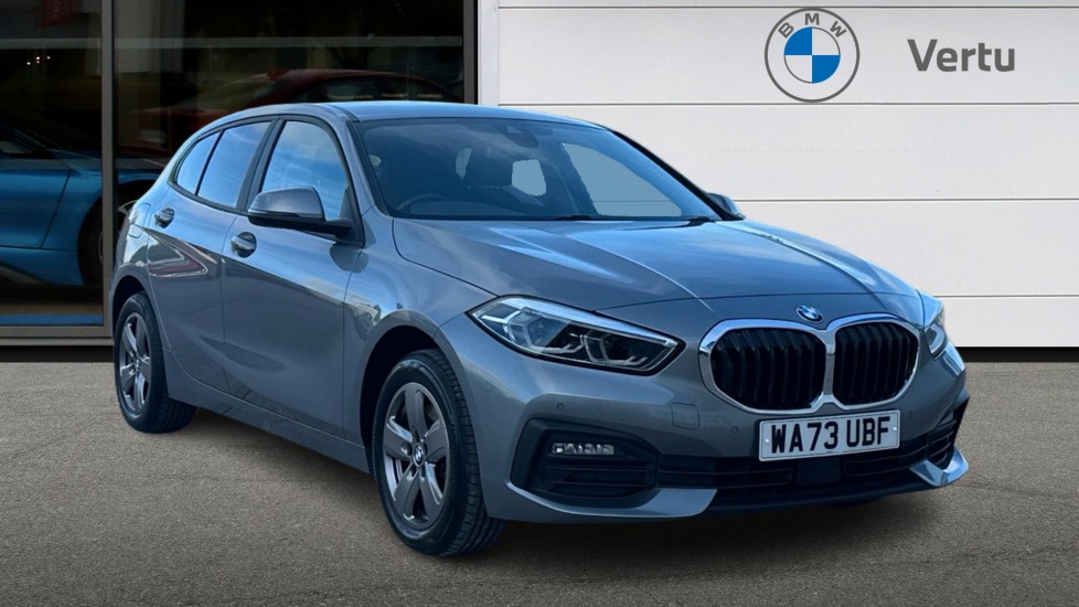 BMW 1 Series 118i [136] SE 5dr [Live Cockpit Professional] Petrol Hatchback - Image 1