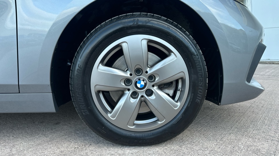 BMW 1 Series 118i [136] SE 5dr [Live Cockpit Professional] Petrol Hatchback - Image 14