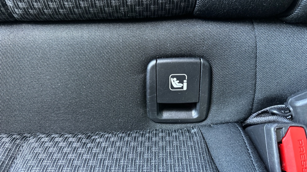 BMW 1 Series 118i [136] SE 5dr [Live Cockpit Professional] Petrol Hatchback - Image 27