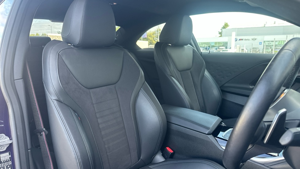 BMW 2 Series 220i M Sport 2dr Step Auto Petrol Coupe - Image 11