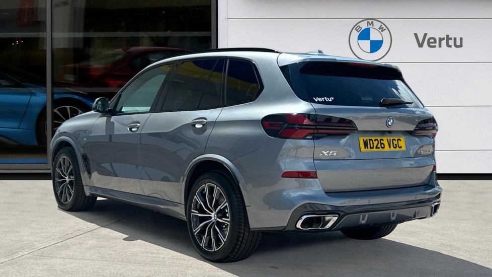 BMW X5 xDrive50e M Sport 5dr Auto Estate - Image 2
